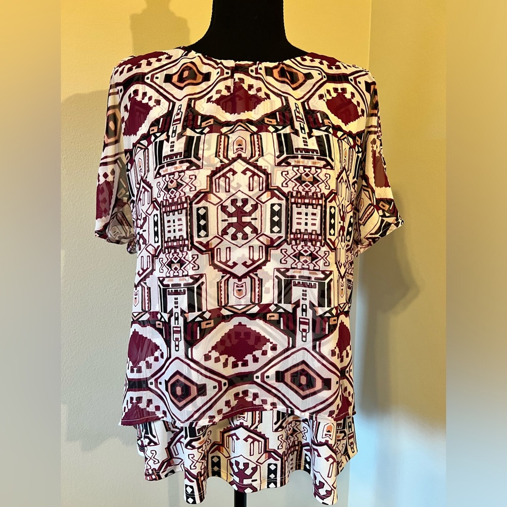 New Directions Cold Shoulder Drop Tail Top